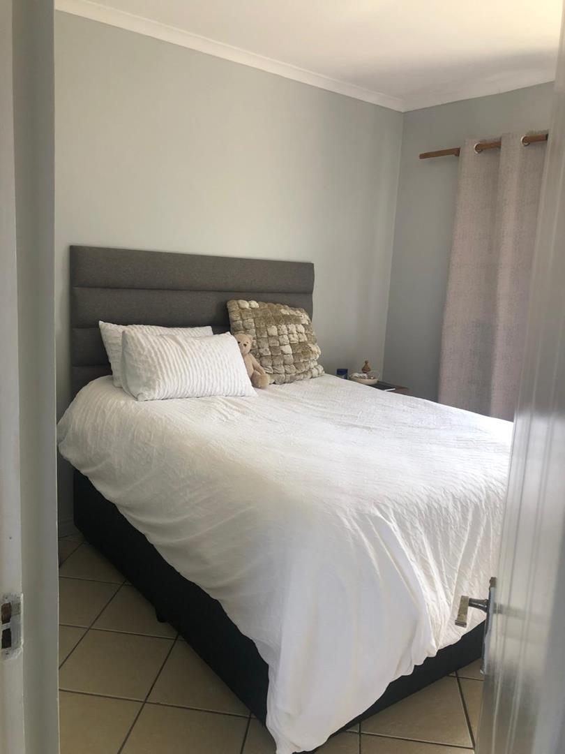 To Let 1 Bedroom Property for Rent in Mossel Bay Central Western Cape